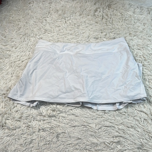Lululemon Run: Pace Setter Skirt White - Picture 1 of 7